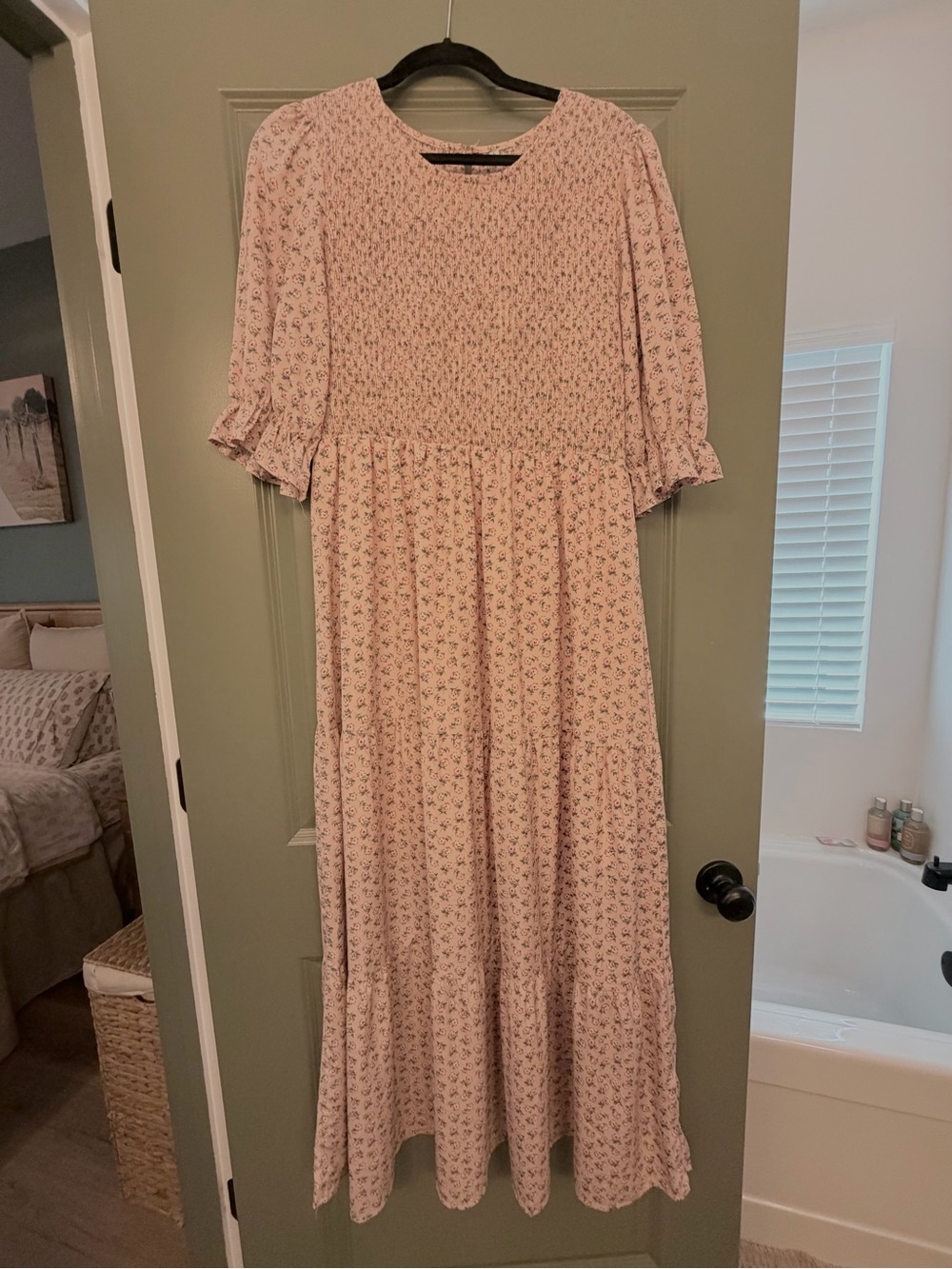 Women's Pink Floral Maxi Dress - Smocked Bodice